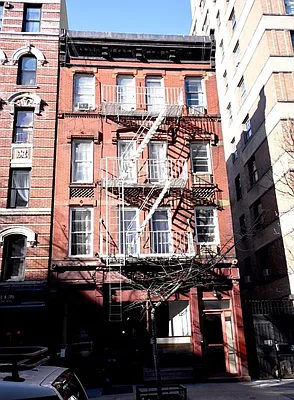 Rented by City Connections Realty | media 18