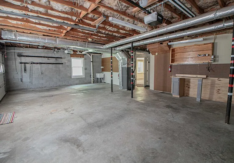 815 Shady Bluff Trl — Photo 15