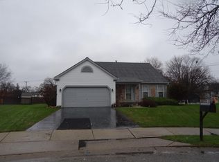 1119 Stonebridge Ct, Elgin, IL 60120