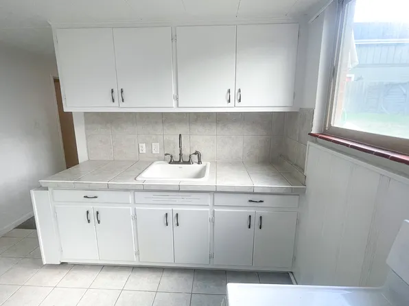 1673 S Pearl St, Denver, CO 80210