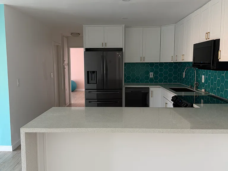 800 Camino Real #201 — Photo 3