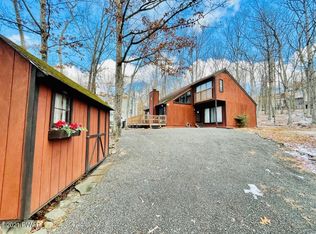 140 White Deer Rd, Milford, PA 18337