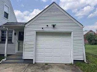 1415 Sunset Dr NE, Warren, OH 44483