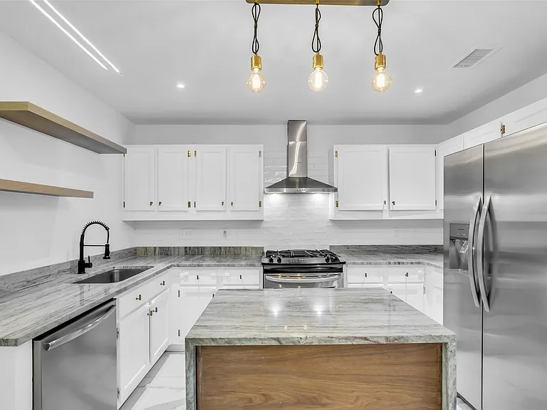 41 Hickory Oak Dr — Photo 14