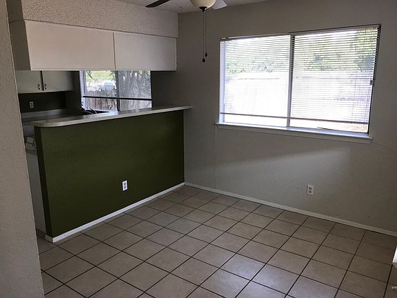 4th image of 7507 Saint Amant Pl APT A