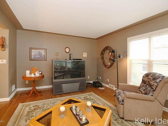 5th image of 2517 Cherrywood Ct SW