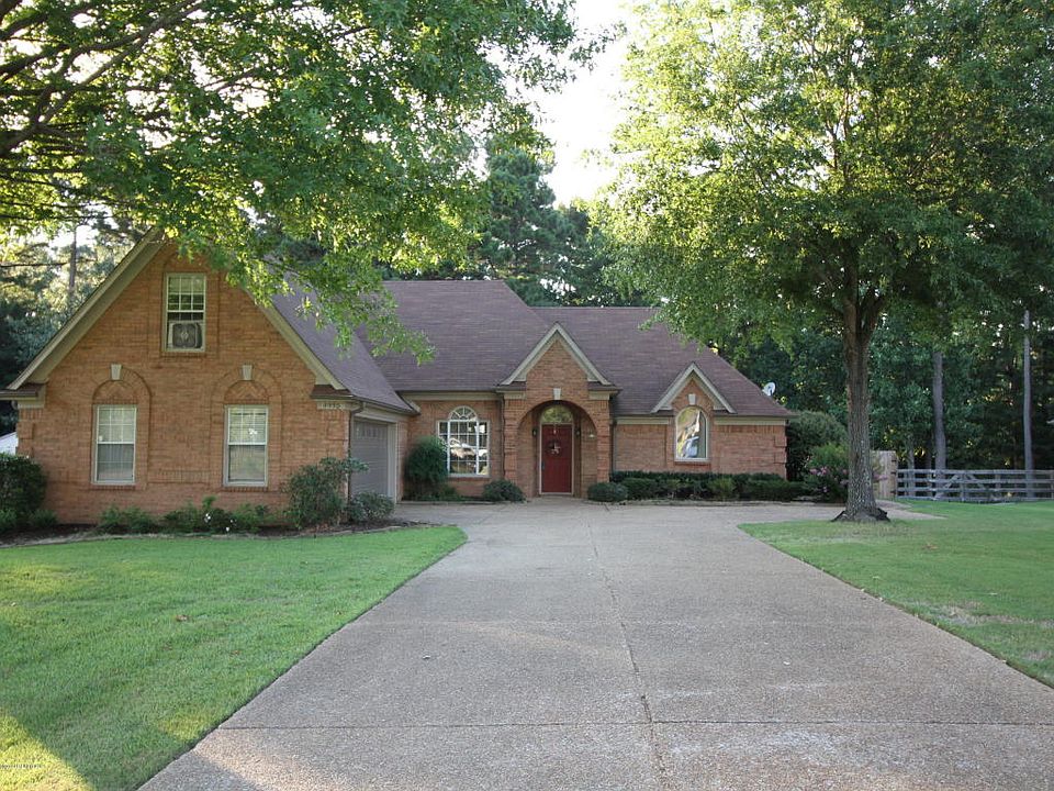 1st image of 9930 Victor Dr