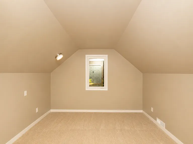 3434 Thomas Ave N — Photo 14