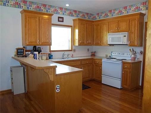 4th image of 5781 Meadow Height Dr
