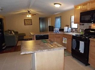 8427 Brook St NE, Albuquerque, NM 87113