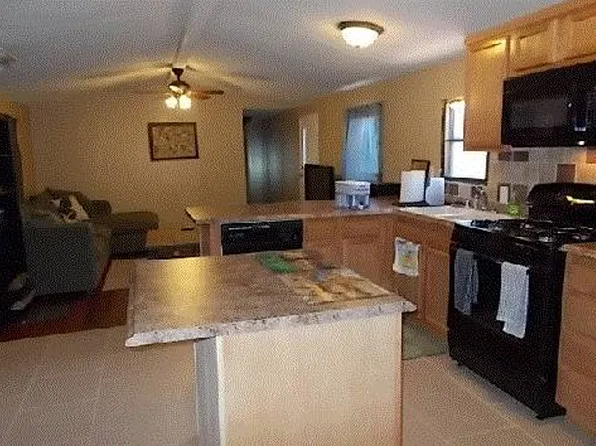 8427 Brook St NE, Albuquerque, NM 87113