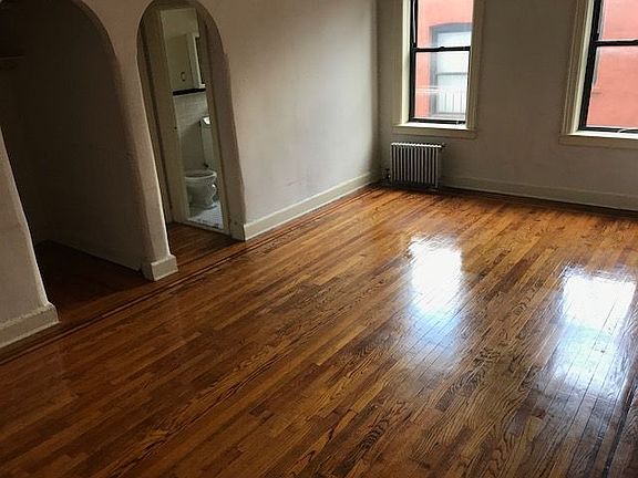 2nd image of 4536 39th Pl APT 3H