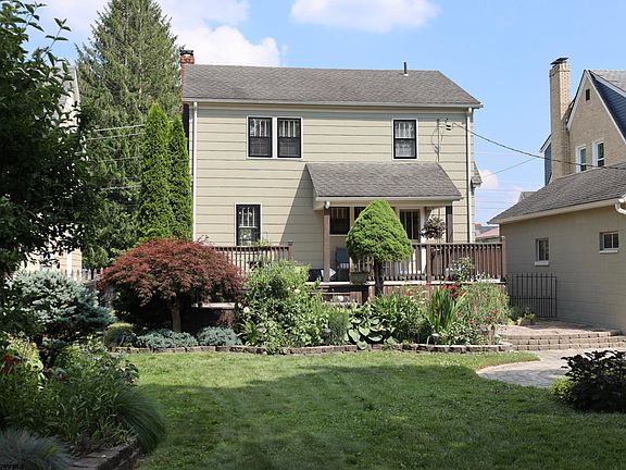 3rd image of 116 Robert E Lee Ave