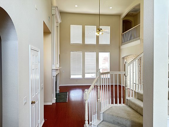 2nd image of 4546 Cape Charles Dr