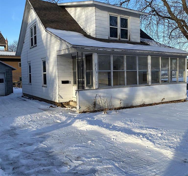 1st image of 205 Fremont Street