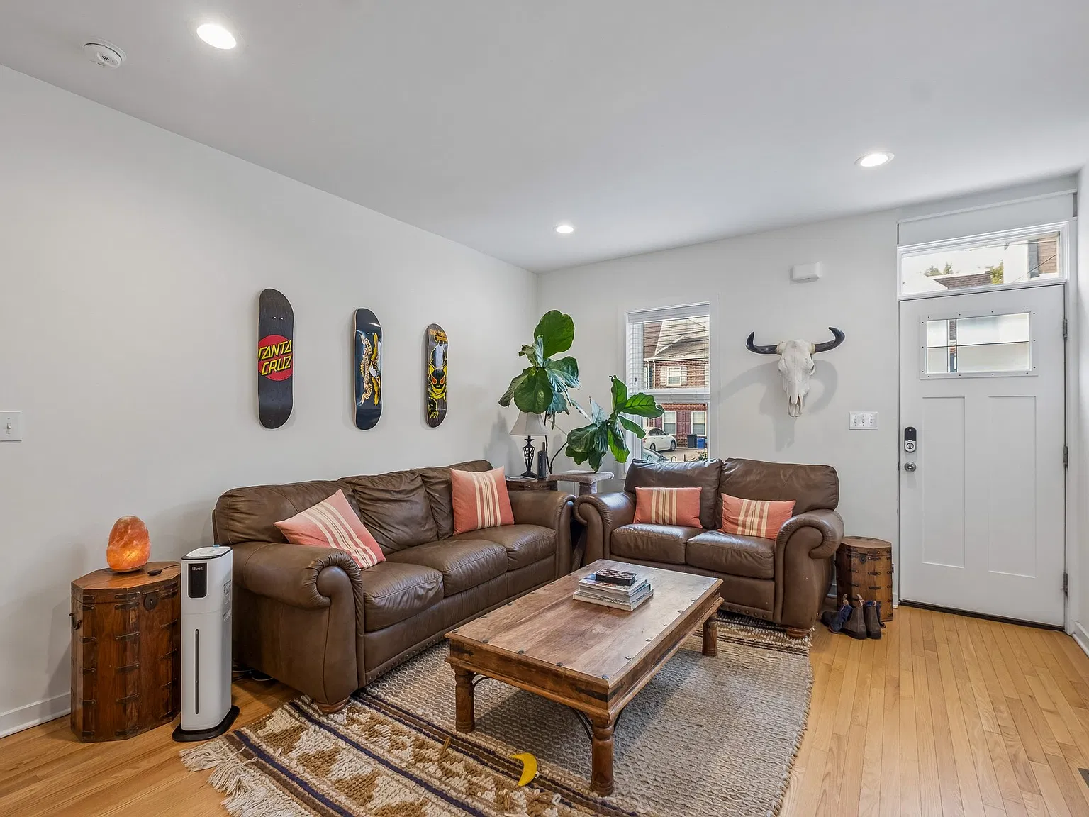2 bed, 2.5 bath, 1731 sqft, $3,100 — Photo 4