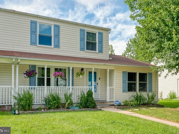 4 Knaves Ct, Baltimore, MD 21236