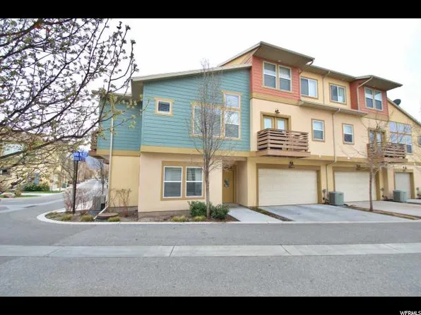 1064 N Shepard Creek Pkwy Unit 5, Farmington, UT 84025