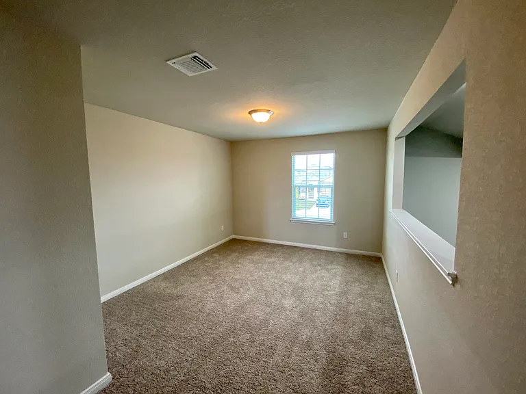 632 Donegal Ln — Photo 15