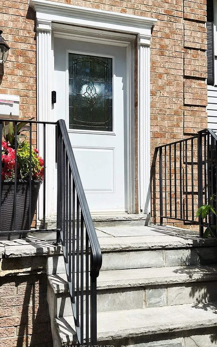 3 bed, $3,900 — Photo 4