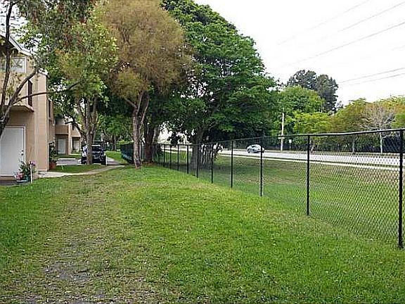 5th image of 2421 NW 96th Ter #20K