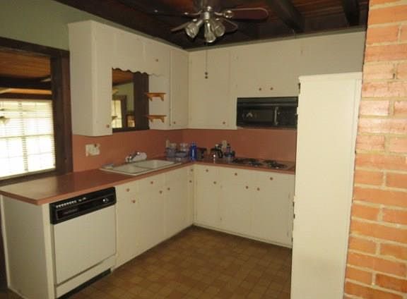 5th image of 1302 W 5th St