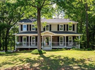 1706 Winston Ct, Woodstock, GA 30189