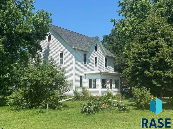 45812 State Highway 44, Parker, SD 57053
