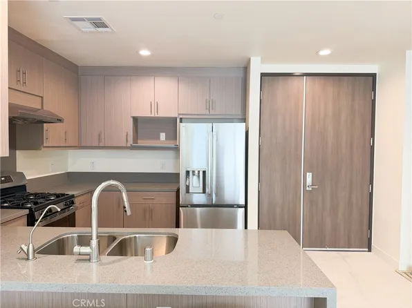 168 S Monterey St #212, Alhambra, CA 91801