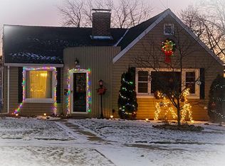 1201 Flambeau St, Manitowoc, WI 54220