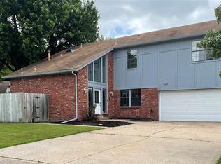 2209 S Elder Cir, Broken Arrow, OK 74012