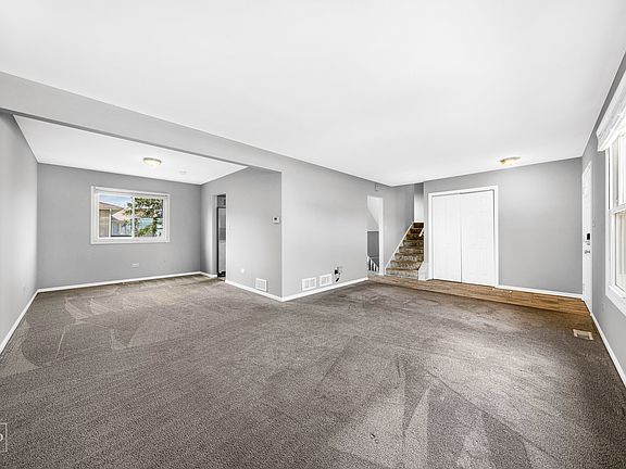 4th image of 20132 Driftwood Ave