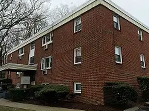 2160 Mineral Spring Ave #7