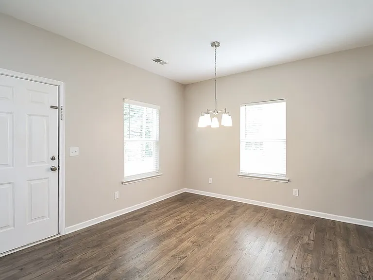 1017 Helms Rd — Photo 7