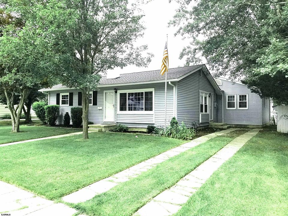 1st image of 204 Barr Ave