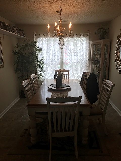 1st image of 908 Gilford Ct