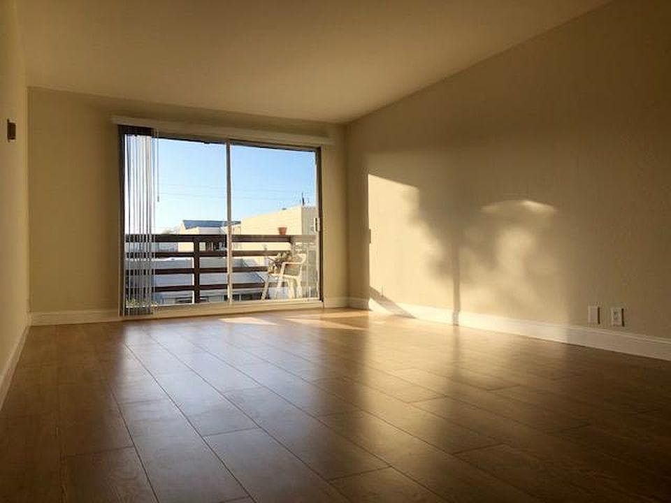 1st image of 1367 9th Ave APT 3