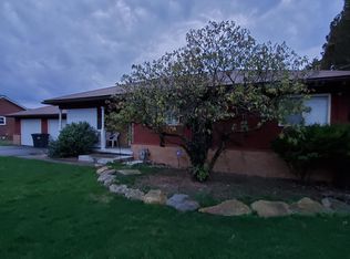 1045 Lakeview Dr, Latrobe, PA
