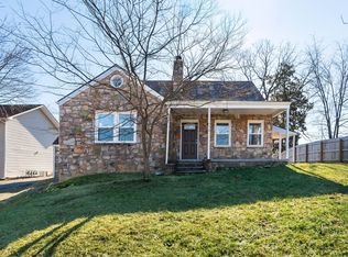 832 Highland Ave, Waynesboro, VA 22980