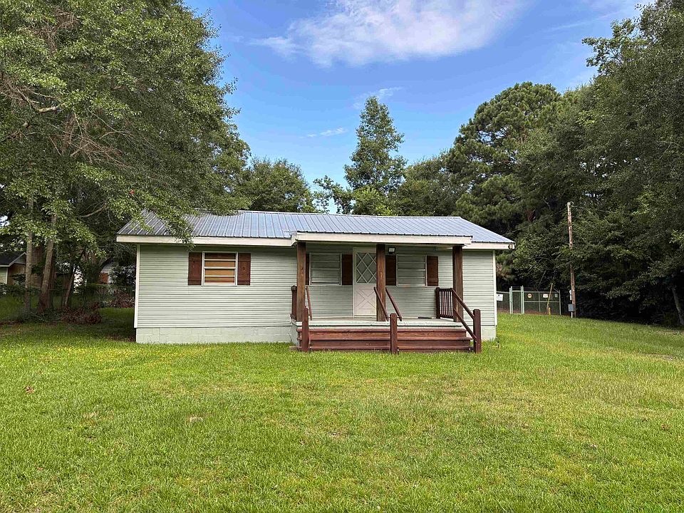 1st image of 212 Broughton Ave