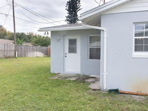 4th image of 3300 Heather Dr