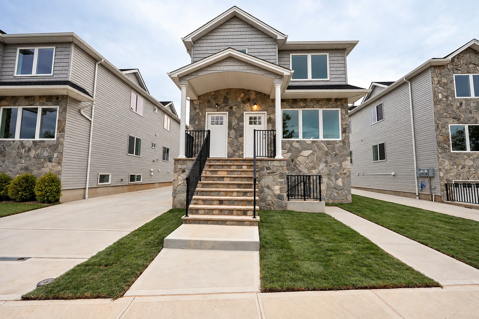 3 bed, $3,600 — Photo 1