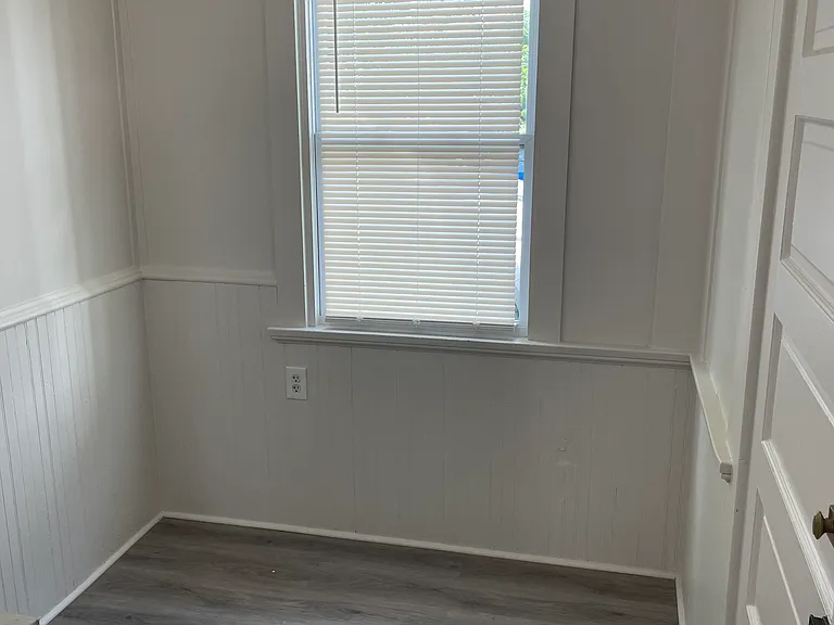 Spacious mudroom