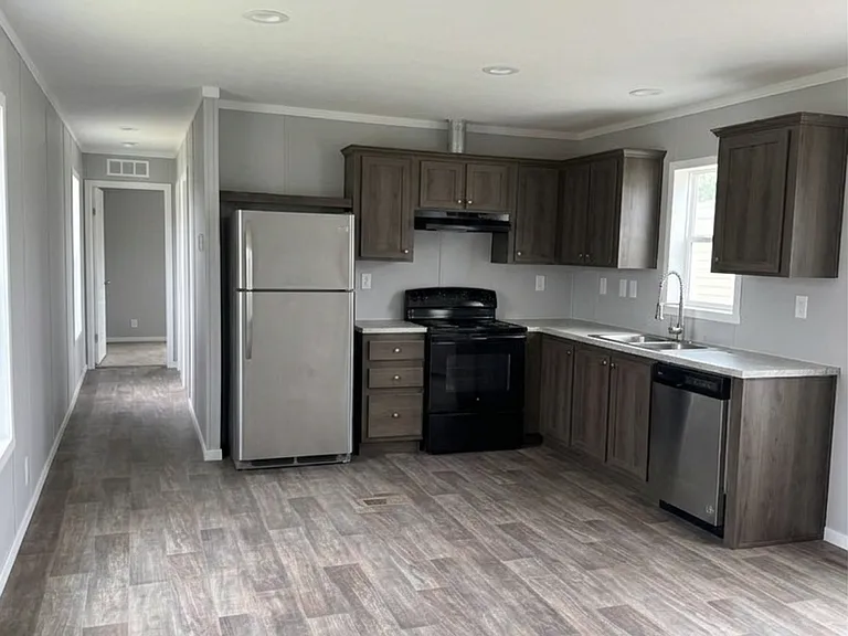 100 Nicholas Dr #E3 — Photo 10