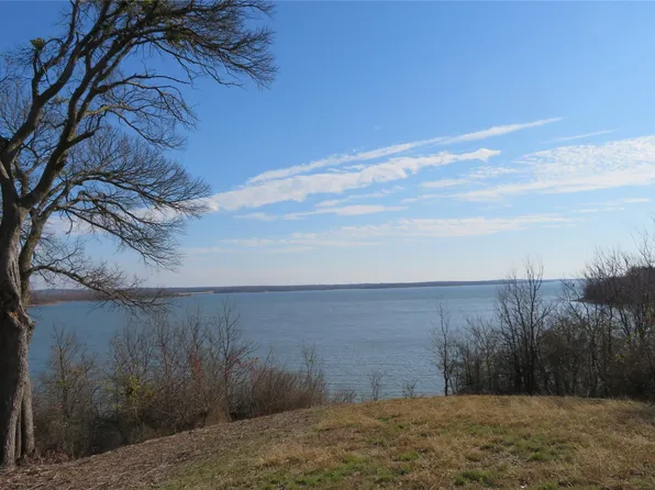 272 Chisam Rd, Valley View, TX 76272