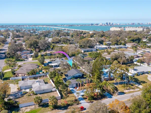 134 Indian Rocks Rd S, Belleair Bluffs, FL 33770