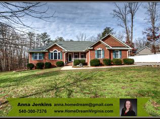 2408 Horseshoe Bend Dr, Bumpass, VA