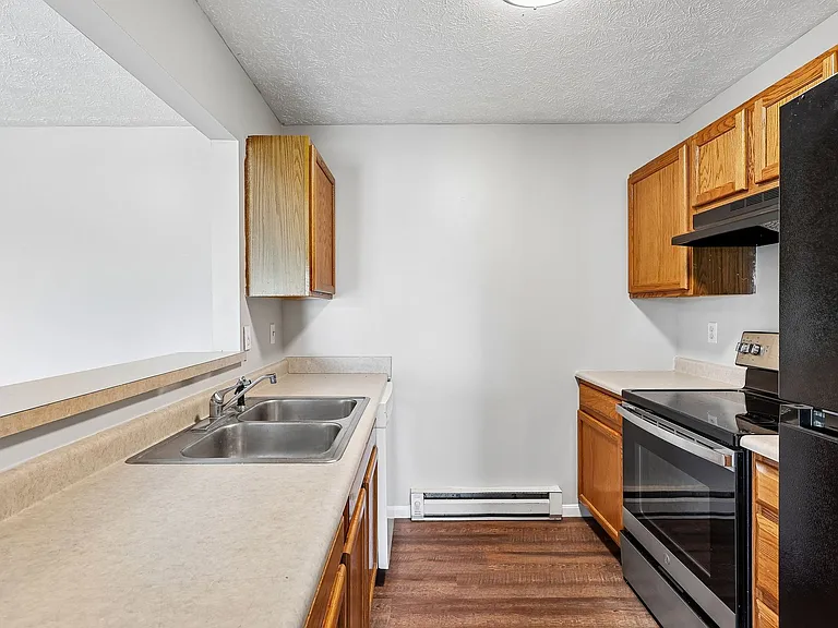 Rising Sun Apartments — Photo 8