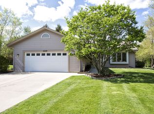 4449 W Central Ave, Franklin, WI 53132