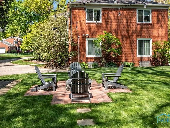 3rd image of 3935 Hillandale Rd #2